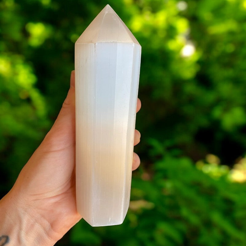 Selenite Tower Point