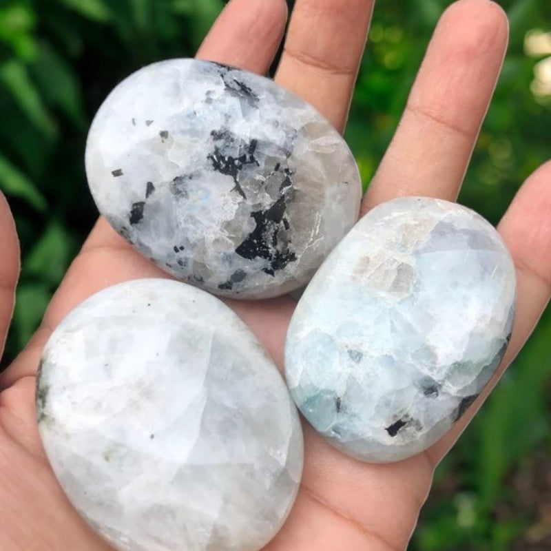 Moonstone Palm Stone